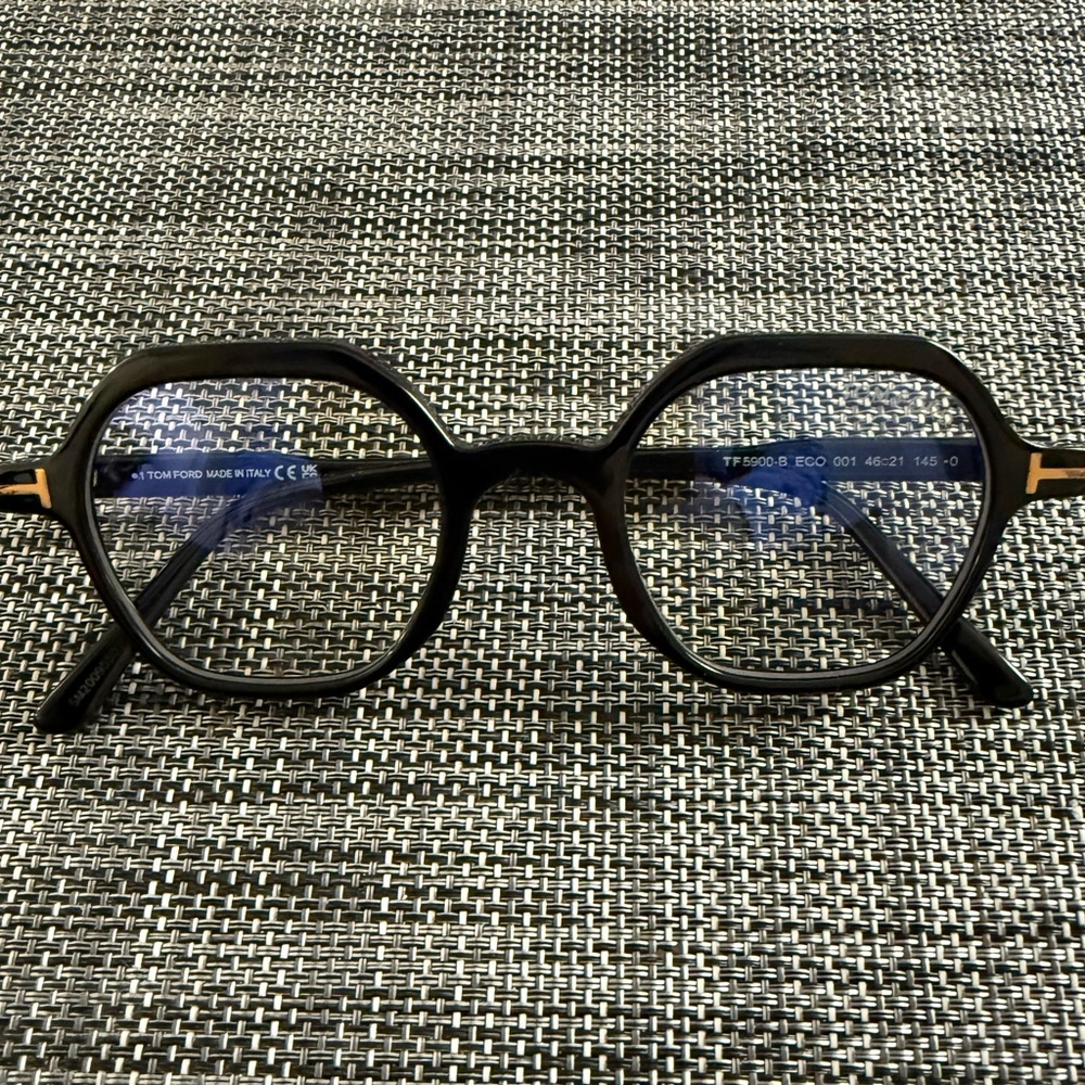 Tom Ford Sleek Hexagonal Shape Black Eyewear